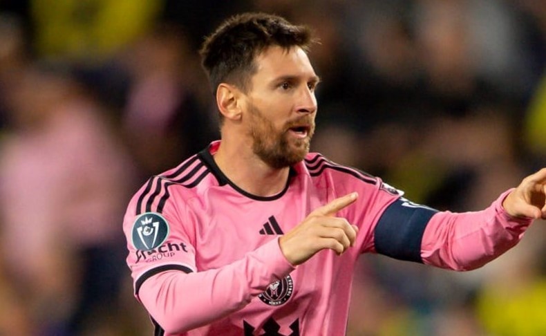 Người giữ danh hiệu cầu thủ xuất sắc nhất World Cup 2022 là Messi